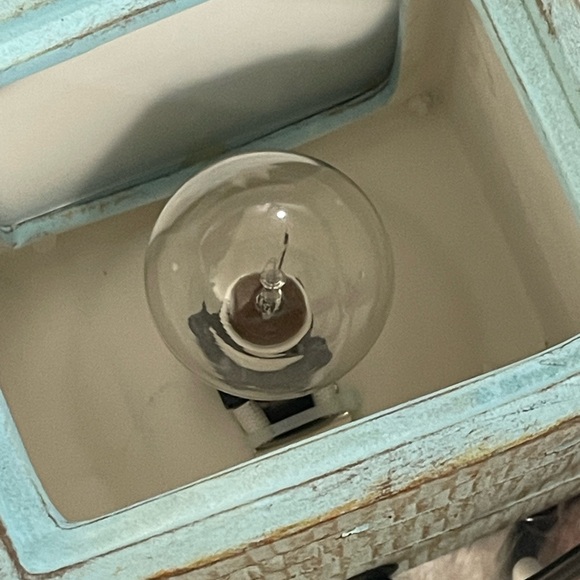 Unbridled Scentsy Warmer New in Box NIB - Picture 5 of 6